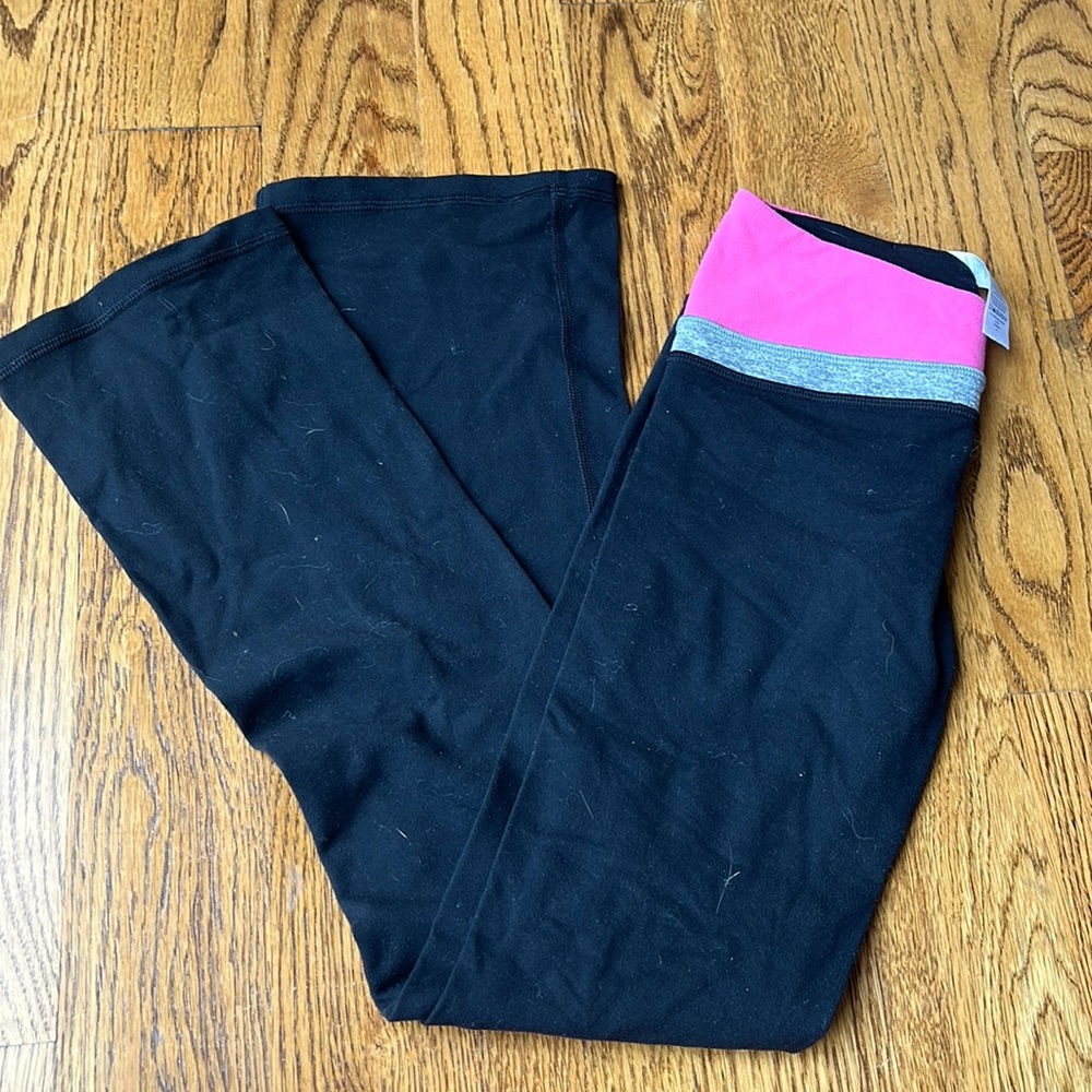 Ivivva Bell-Bottom Leggings Size 8